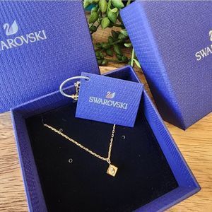 Swarovski Crystal dice pendant gold-plated necklace NWT - SO cute! Vegas Baby!